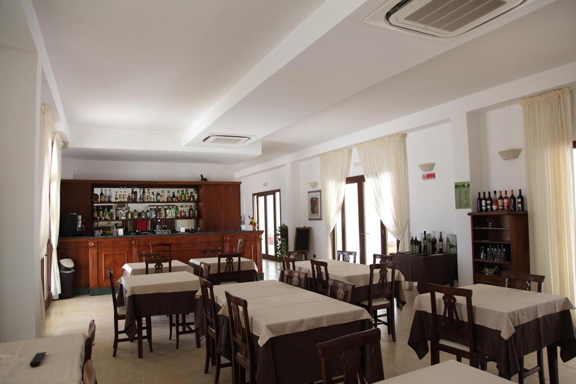 Agri Hotel Conte Salentino Sant Isidoro  Esterno foto
